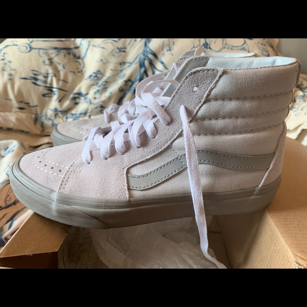 Special Edition Grey on Grey Vans!